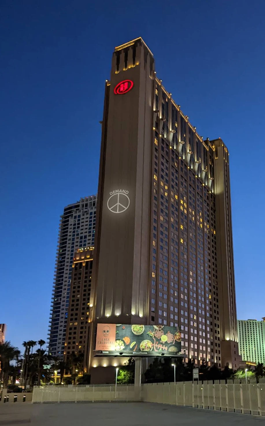 Demand Peace Vegas Projection Study project by MELT EVERYTHING