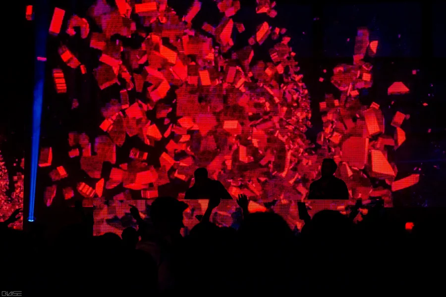 Adventure Club artist visuals, artist visuals, stage design and fabrication, vj & show operation, artist visuals, vj & show operation gallery image 3