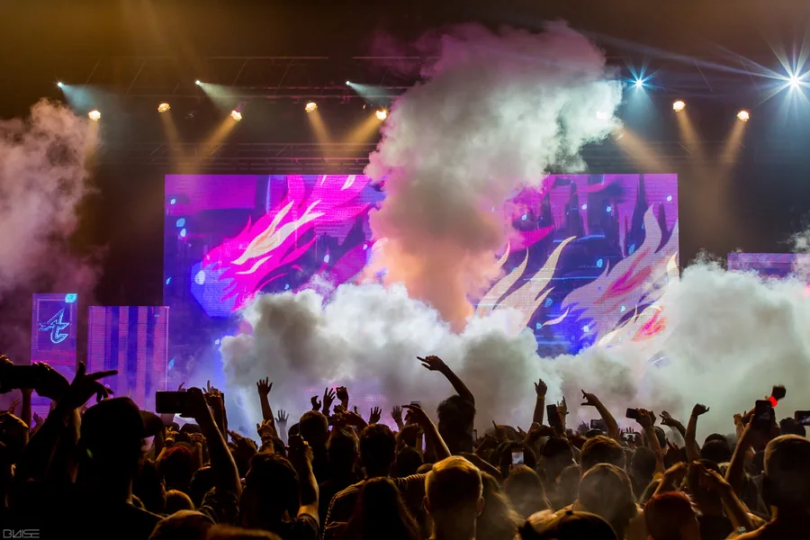 Adventure Club artist visuals, artist visuals, stage design and fabrication, vj & show operation, artist visuals, vj & show operation gallery image 6