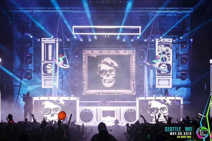 Life in Color Tour - recovered Life in Color World Tour | Paint Factory 2015 image 15