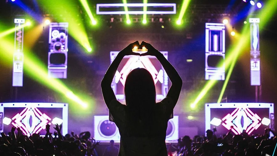 Life in Color Tour - recovered Life in Color World Tour | Paint Factory 2015 image 29