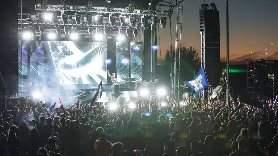 Dancefestopia festival visuals gallery image 17