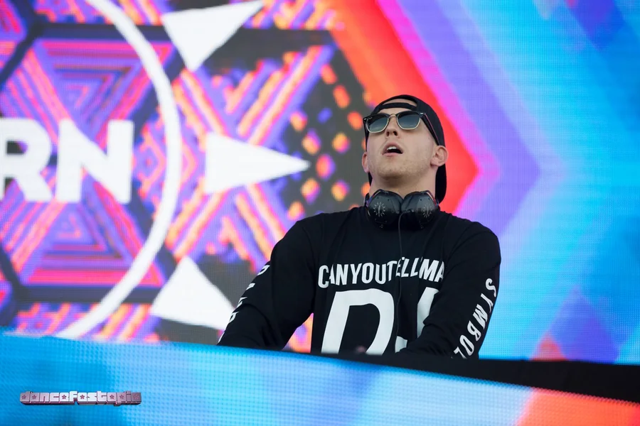 Dancefestopia festival visuals gallery image 21
