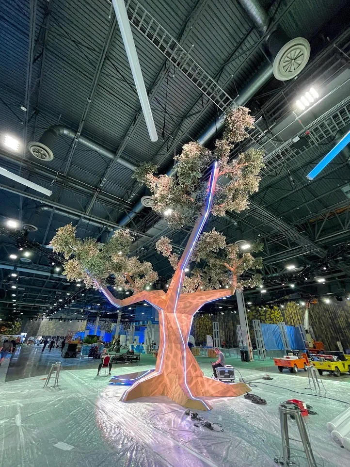 Dell World 2022 interactive tree lighting installation, view 1