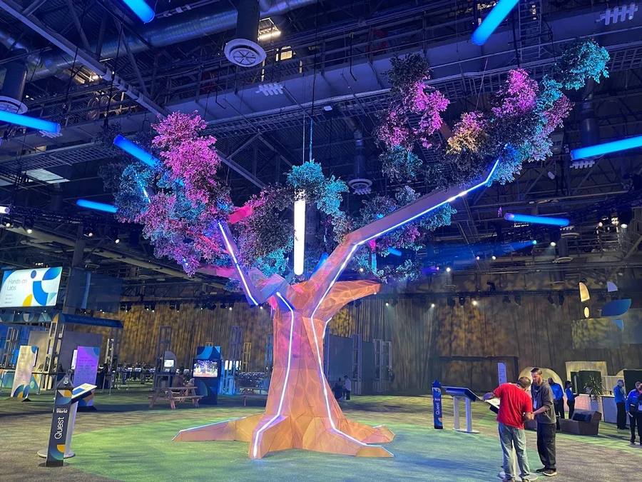 Dell World 2022 interactive tree lighting installation, view 7