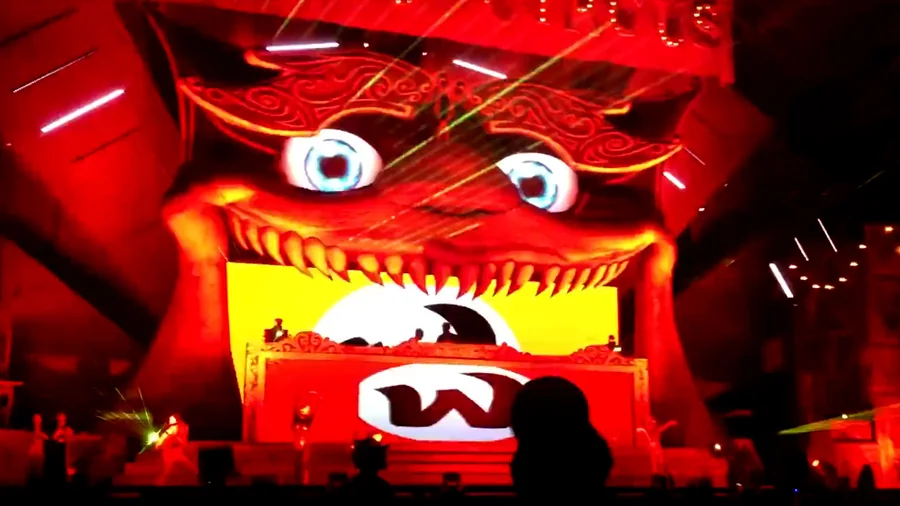 Ephwurd (Live Debut) artist visuals, vj & show operation gallery image 1