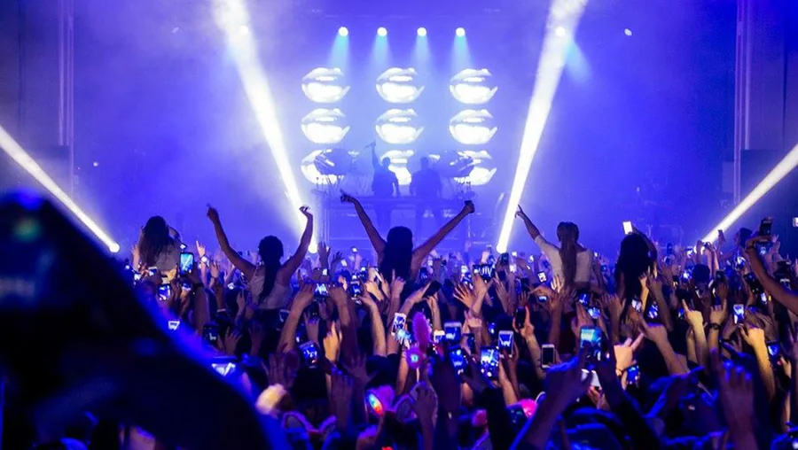 Galantis – Louder Harder Better Tour artist visuals, vj & show operation gallery image 6