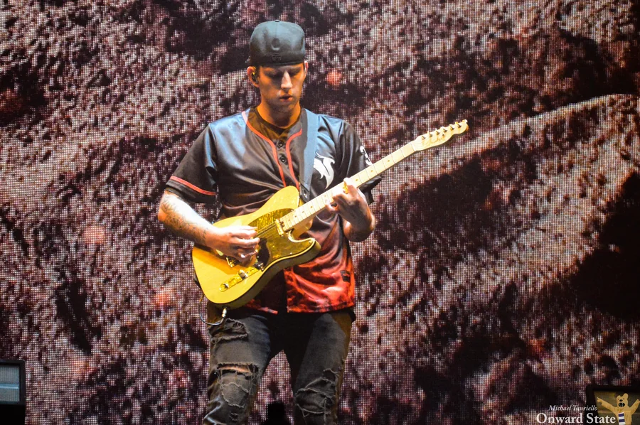 Illenium – AV Track Visuals artist visuals gallery image 7