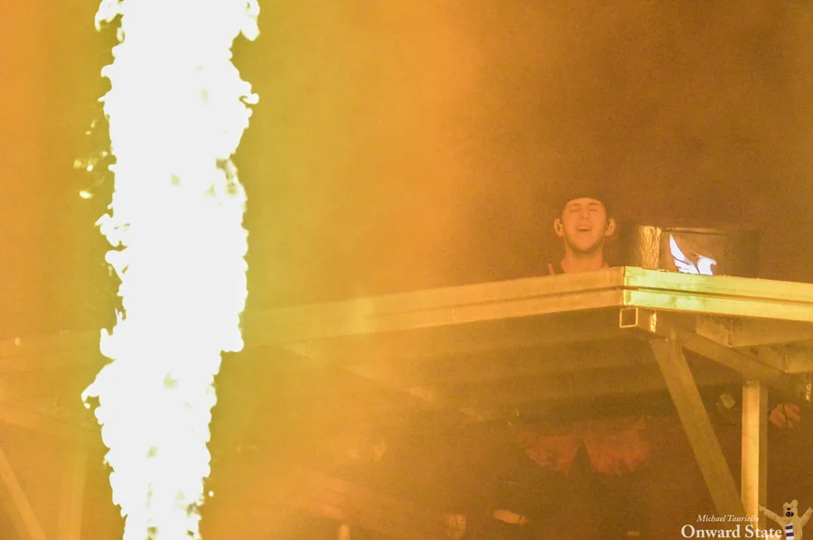 Illenium – AV Track Visuals artist visuals gallery image 5