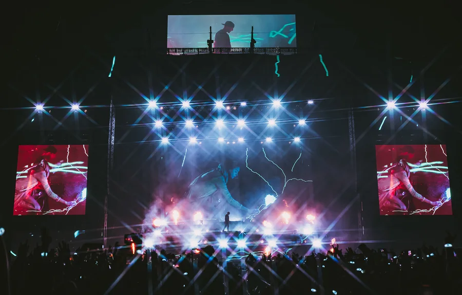Illenium – AV Track Visuals artist visuals gallery image 2