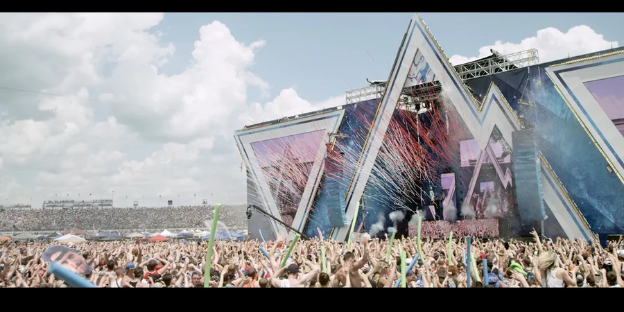 Indy 500 Weekend Visuals festival visuals project by MELT EVERYTHING