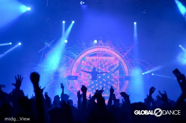 Global Dance Festival festival visuals project by MELT EVERYTHING