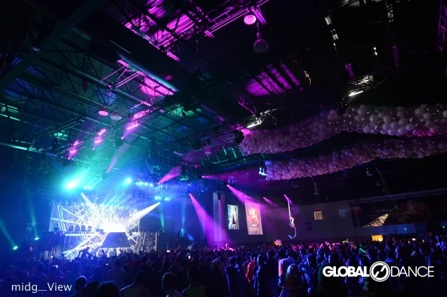 Global Dance Festival festival visuals gallery image 4