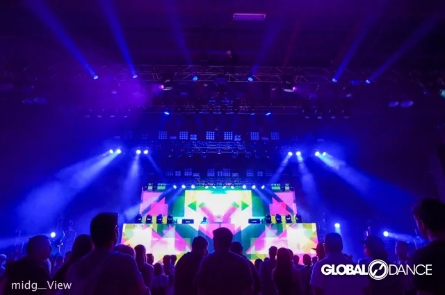 Global Dance Festival festival visuals gallery image 8