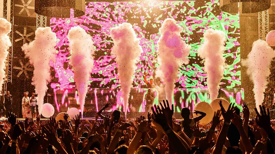 Life in Color Ibiza project gallery image 6