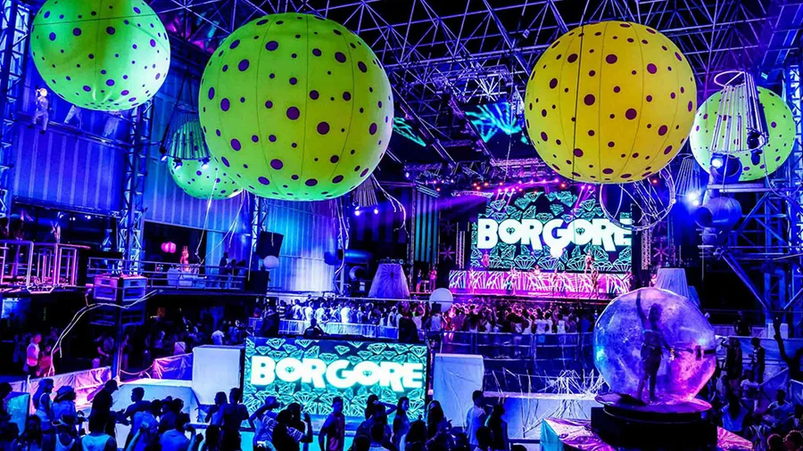 Life in Color Ibiza project gallery image 7