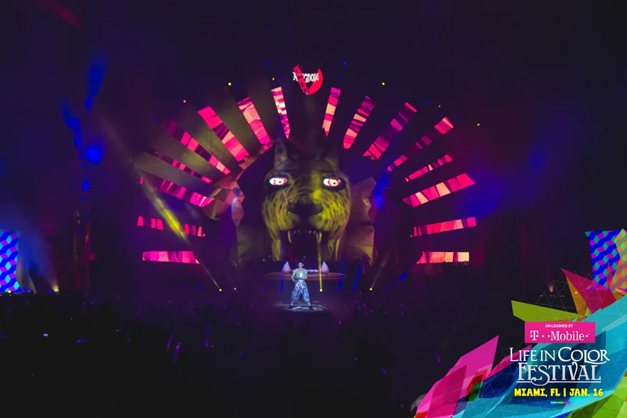 Life In Color Kingdom International Tour festival visuals gallery image 10