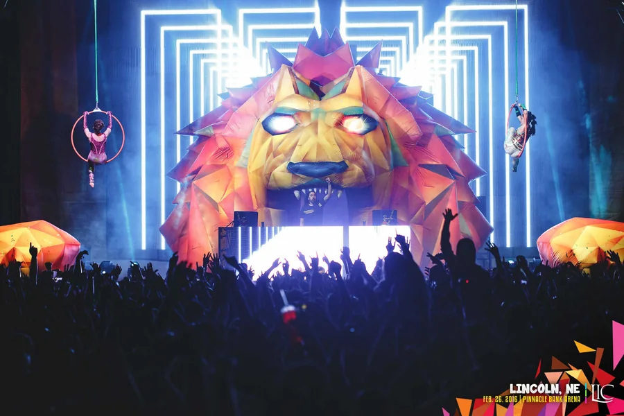 Life In Color Kingdom International Tour festival visuals gallery image 11