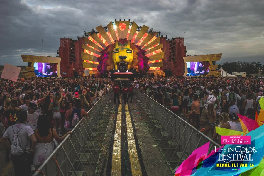 Life In Color Kingdom International Tour festival visuals gallery image 33