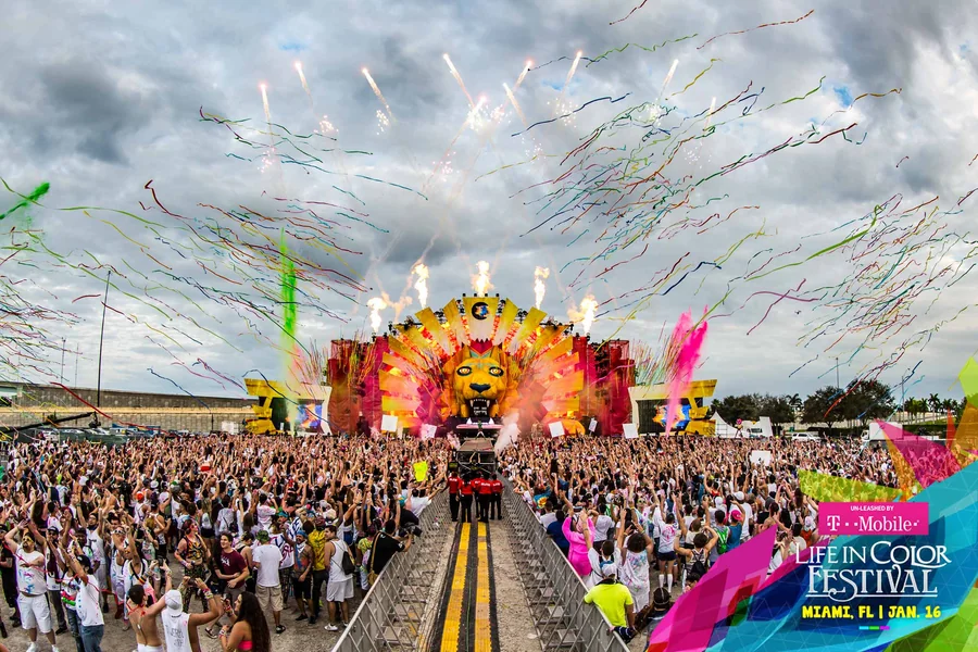 Life In Color Kingdom International Tour festival visuals gallery image 6