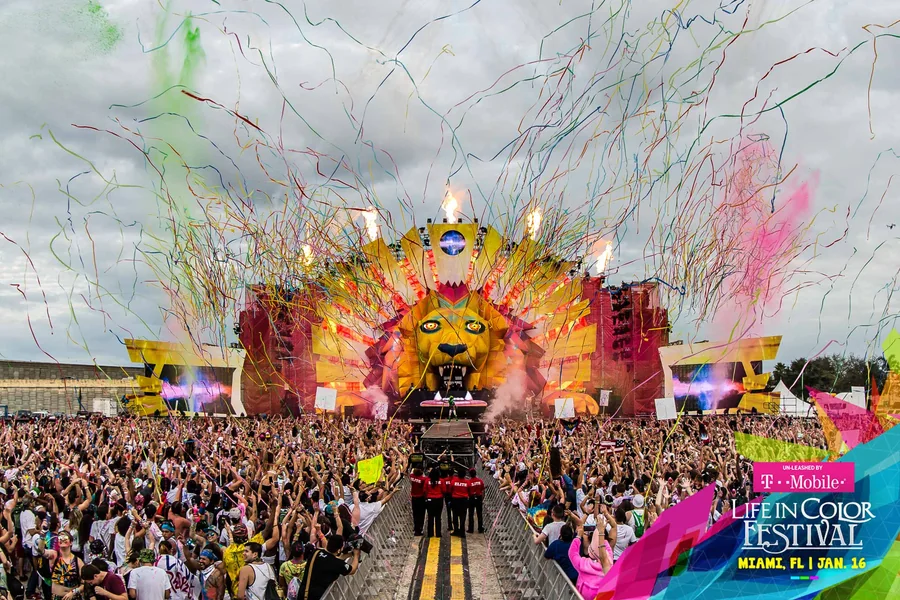 Life In Color Kingdom International Tour festival visuals gallery image 7