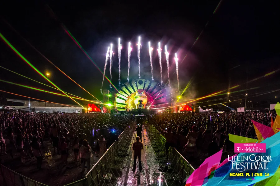 Life In Color Kingdom International Tour festival visuals gallery image 8