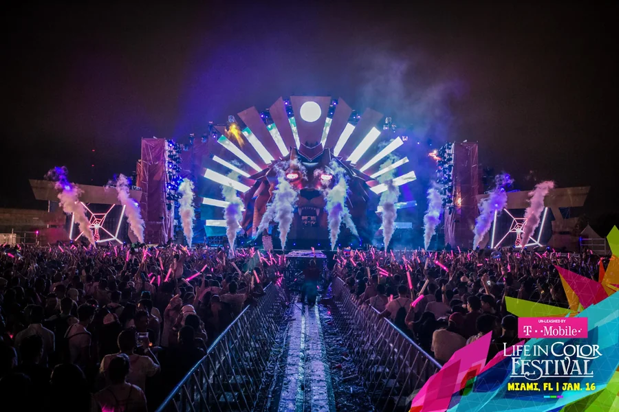 Life In Color Kingdom International Tour festival visuals gallery image 9