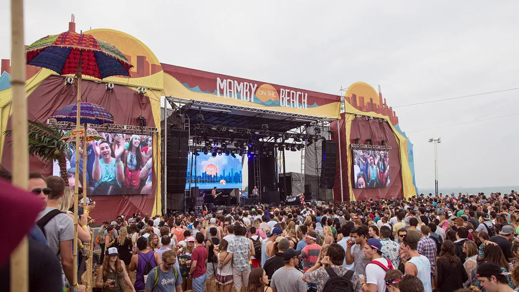 Mamby on the Beach festival visuals project by MELT EVERYTHING