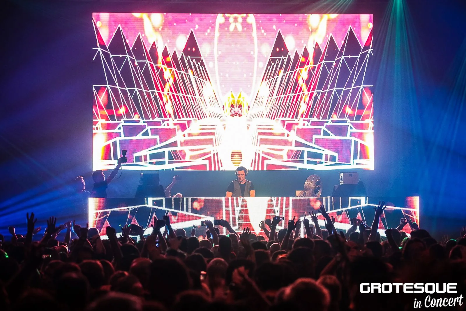 Markus Schulz artist visuals project by MELT EVERYTHING