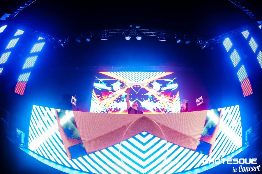 Markus Schulz artist visuals gallery image 3