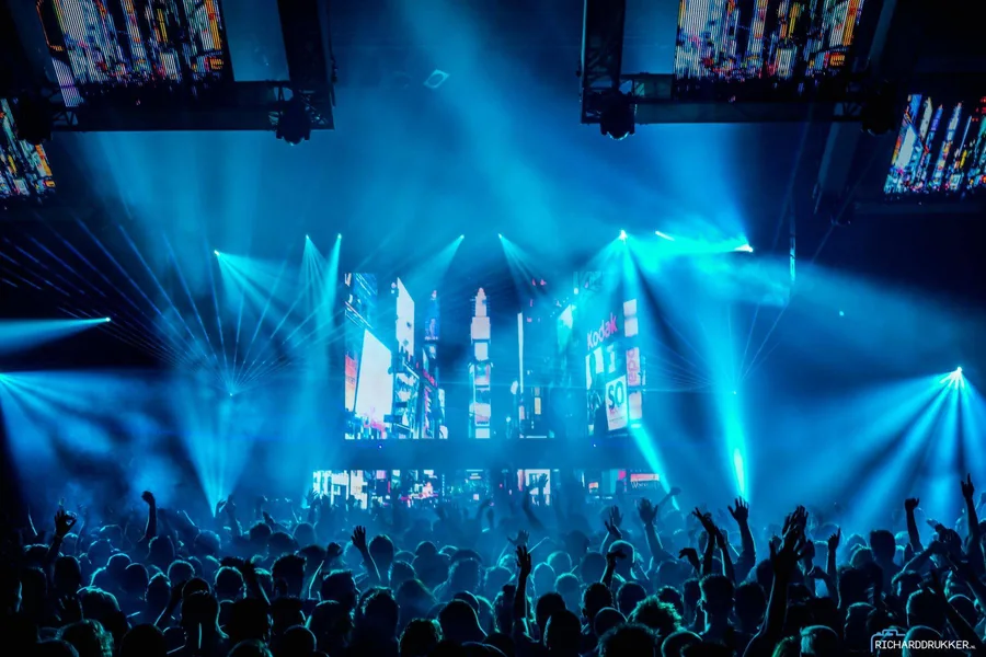 Markus Schulz artist visuals gallery image 12