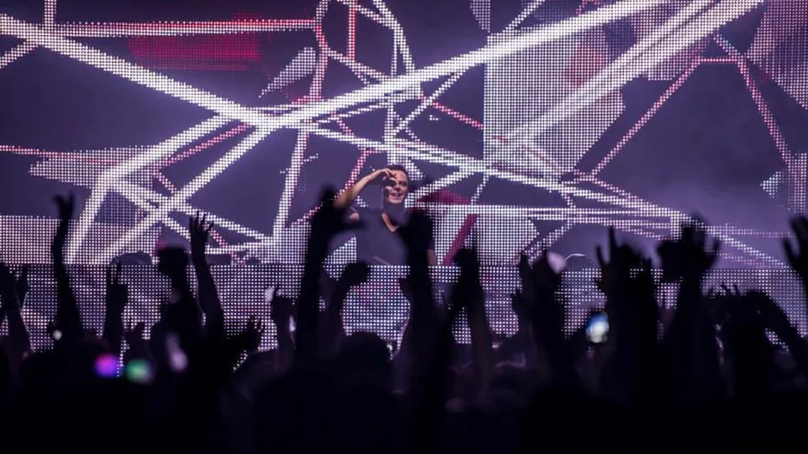 Markus Schulz artist visuals gallery image 28