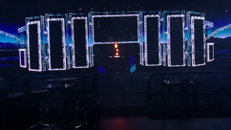 Animated virtual stage front view with KASKADE centered in the pentagon rig