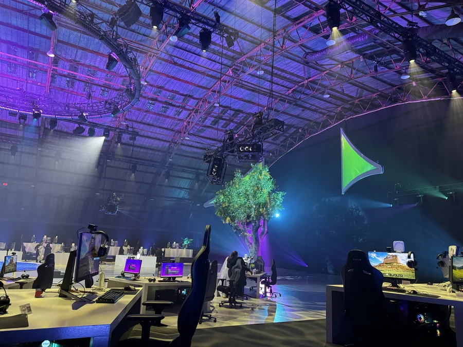 Riot Games Tree Mapping projection mapping, broadcast scenic & immersive environments gallery image 6