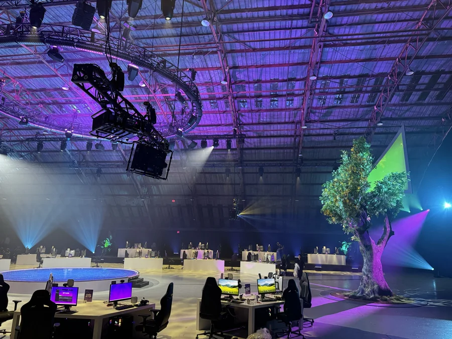 Riot Games Tree Mapping projection mapping, broadcast scenic & immersive environments gallery image 14