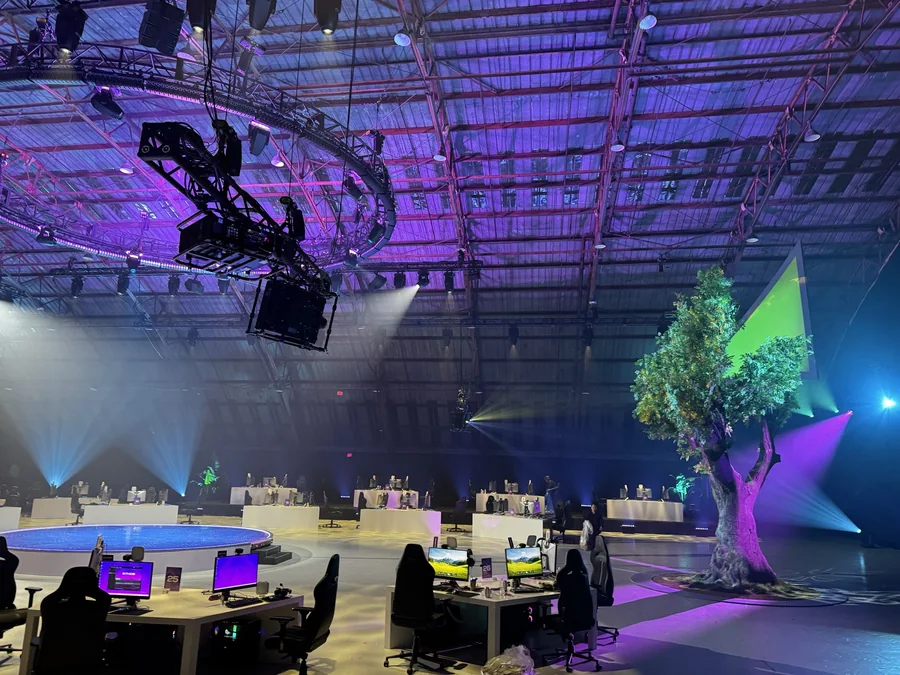 Riot Games Tree Mapping projection mapping, broadcast scenic & immersive environments gallery image 16
