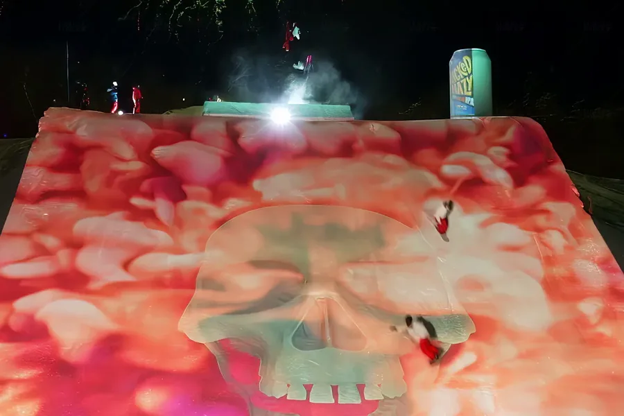 Sam Adams Air and Apres projection mapping, brand activation & winter sport spectacle gallery image 8