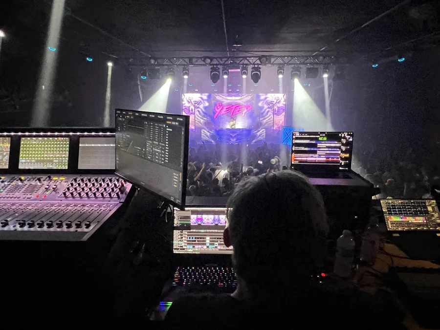VALORANT Premiere Party live visuals, artist visual packages & event operation gallery image 7