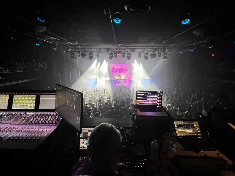 VALORANT Premiere Party live visuals, artist visual packages & event operation gallery image 10