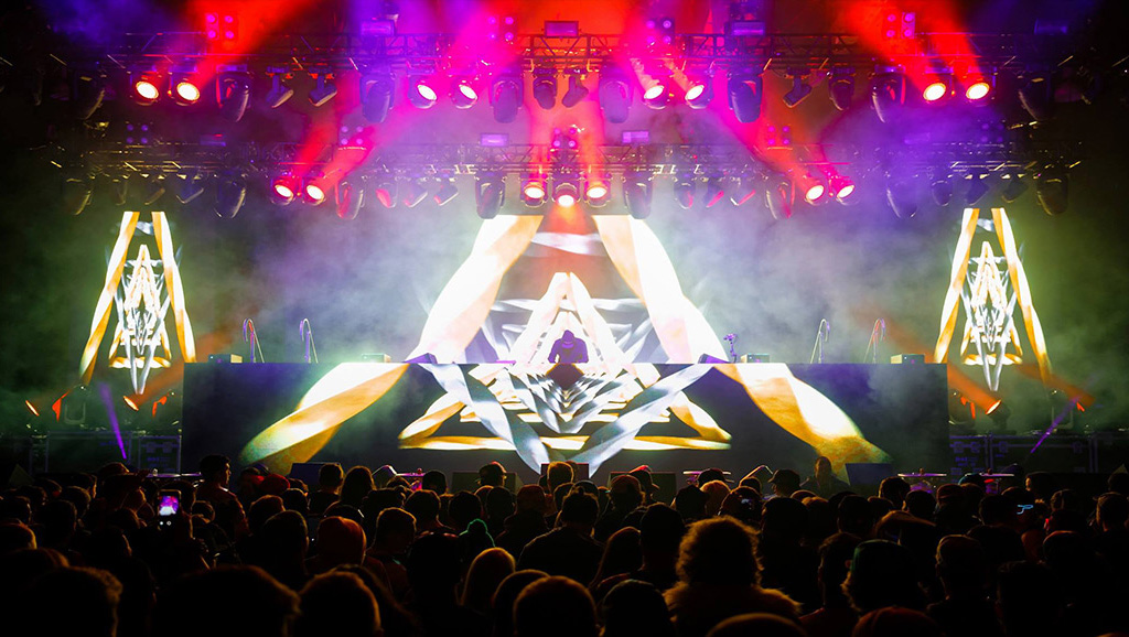 Decadence New Years 2015 gallery image 4